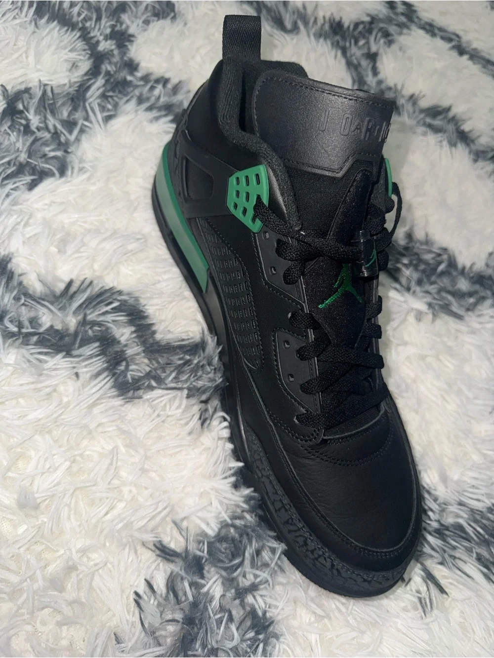 Jordan Spizike Low.